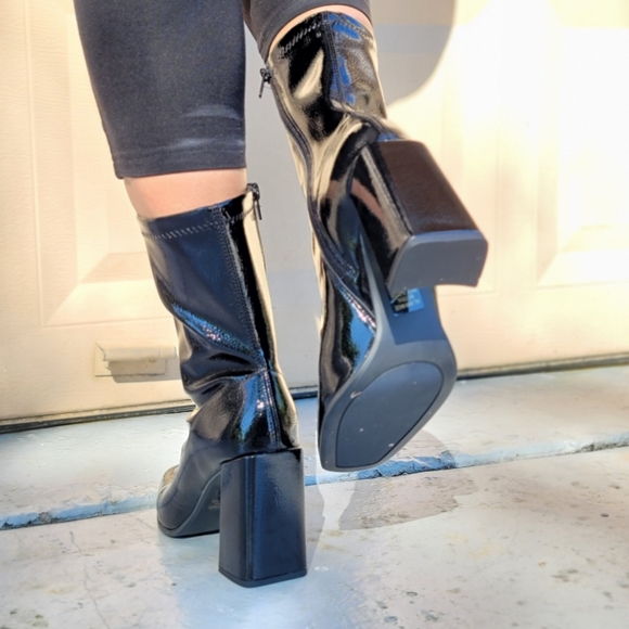 Black PAT High Chunky Heeled Boots Zip Up Square Toe Ankle - Picture 6 of 7